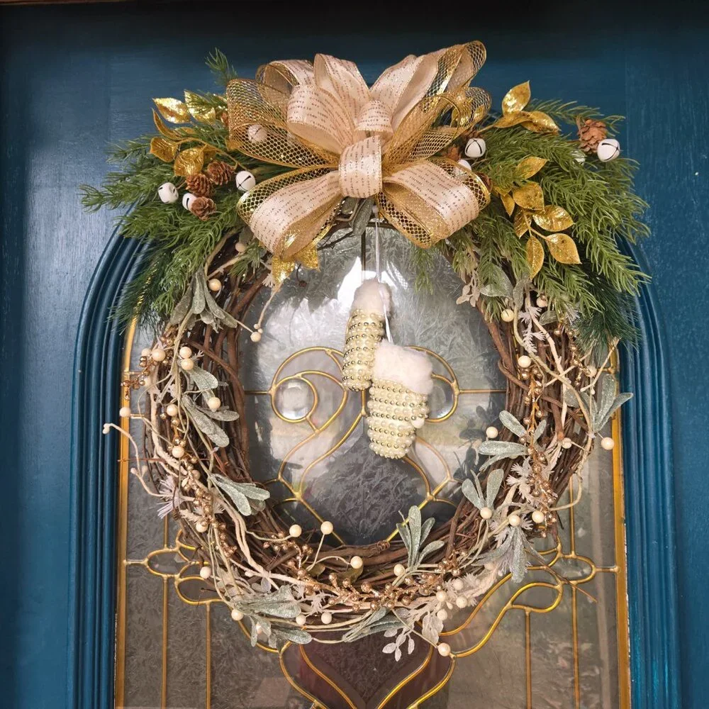 Golden Winter Wreath